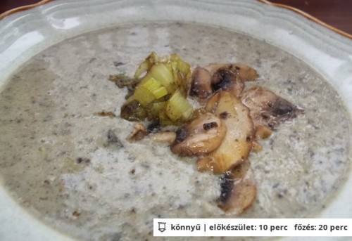 Fehérboros póréhagymás tejszínes gombakrémleves