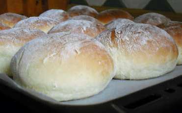 Burgonyás zsömle (tucsokbogar.blogspot)