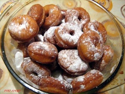 Tízperces sütőporos fánk