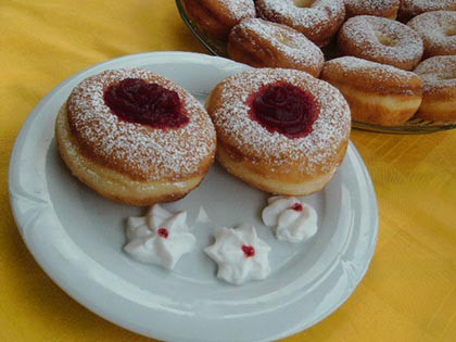 Szalagos fánk