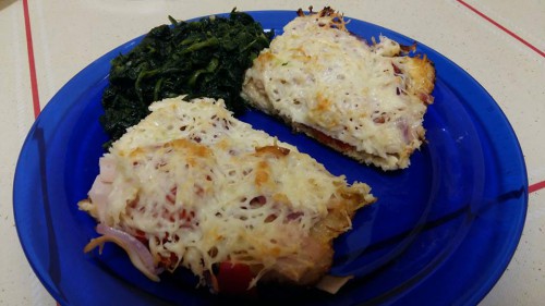 Túrós pizza spenóttal