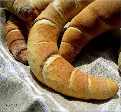 Tönkölykorpás, joghurtos kifli