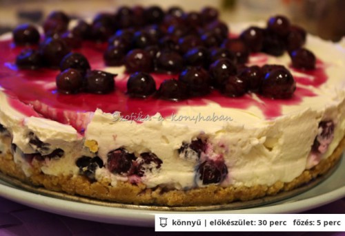 Áfonyás sajttorta
