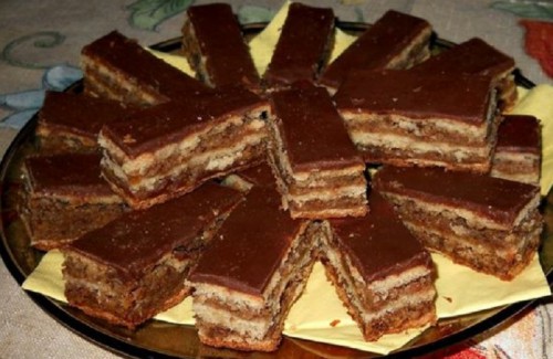 ALMÁS ZSERBÓ