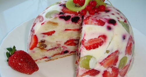 Tejfölös gyümölcstorta