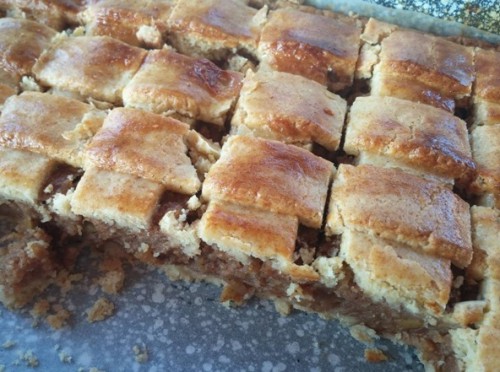 Almás pite