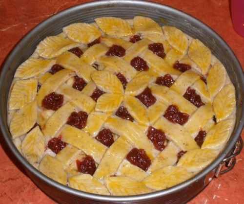 Almás linzertorta