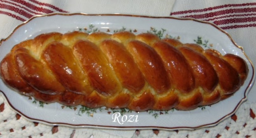 Fonott kalács, öt szálból (Rozi receptje)