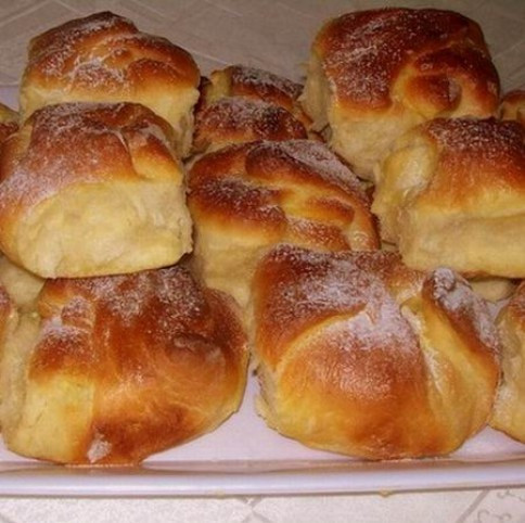 Béles (almás vagy túrós)
