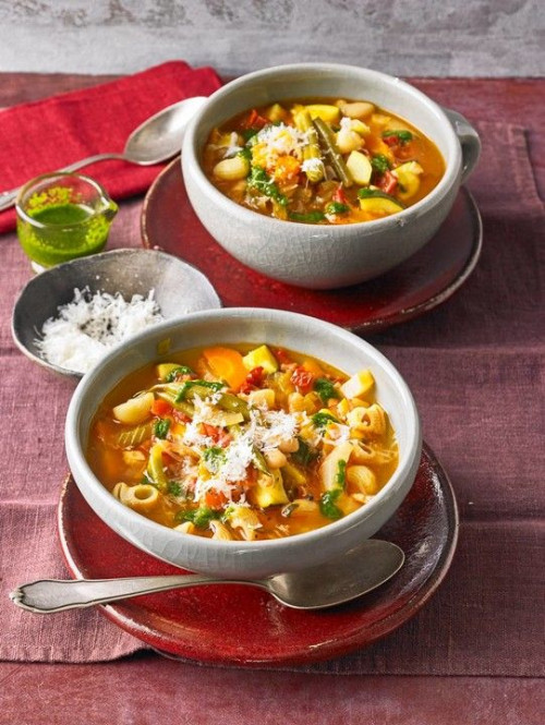 Zöldbabos minestrone