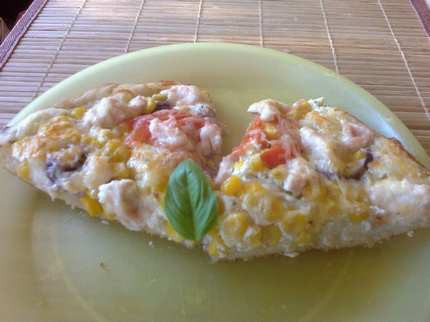 Bögrés pizza minden földi jóval